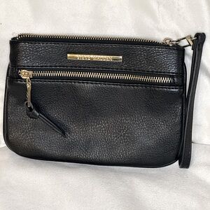 EUC Steve Madden wristlet